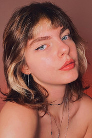 Photo of Triz Pariz as Cristina