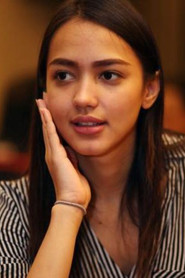 Photo of Melayu Nicole as Rachel