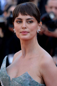 Photo of Catrinel Marlon as Julietta