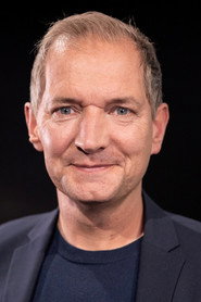 Photo of Karl Vannieuwkerke as Self - Presenter