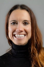 Photo of Ana Ifigenia as Cristina