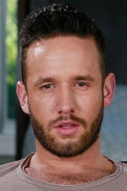 Photo of Aaron Steele