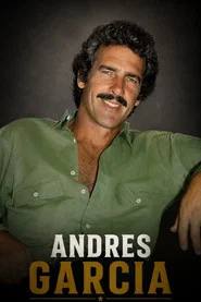 Photo of Andrés García as Carlos