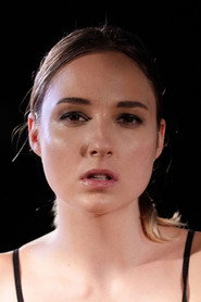 Photo of Ophelia Dust as Sue