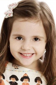 Photo of Duda Batista as Malu (3 à 5 anos)