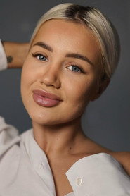Photo of Sonja Aiello as Mia