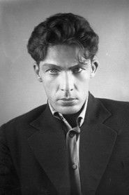 Photo of Aleksandr Chekayevsky as Starikov