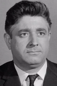 Photo of Barry Linehan as Paul Kenyon