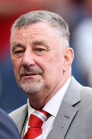 Photo of John Aldridge as Self / Host