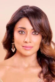 Photo of Shriya Saran as Mandira