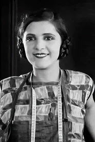 Photo of Flore Deschamps as La Puce - arpète