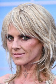 Photo of Eliza Coupe as Donna Foccaccia