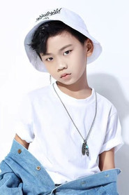 Photo of Zeng Wenshuo as Mu Xiao Bai [Young]