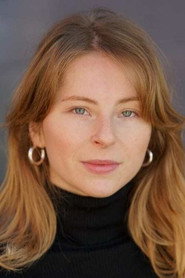 Photo of Alma Buddecke as Linda
