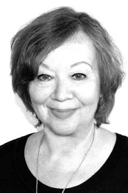 Photo of Y Sa Lo as Lana von Meyerbeer