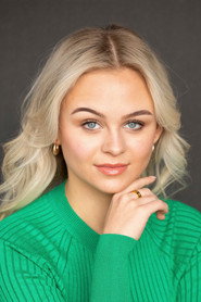 Photo of Kaitlyn Collins as Interviewer