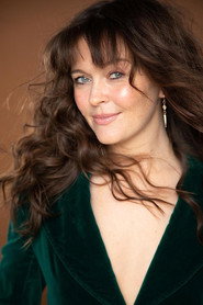 Photo of Katherine LaVictoire as Rhonda Rutledge