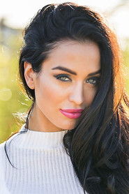 Photo of Lucinda Nicholas as Flight Attendant (uncredited)