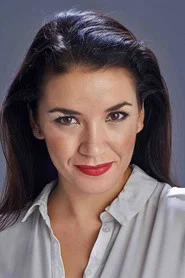 Photo of Eva Manjón as Ara