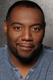 Photo of Dorian Lockett as Mike Hart