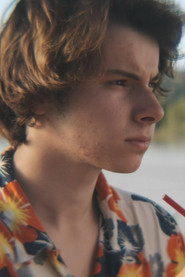 Photo of Hugo Neto as Etienne