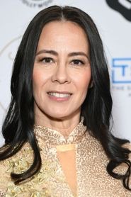 Photo of Angelique Midthunder as Woman