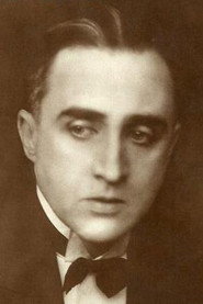 Photo of Pierre de Guingand as Octave Mouret