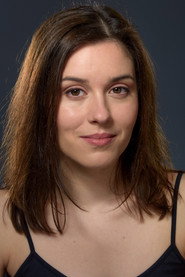 Photo of Sara Costa as Amélia