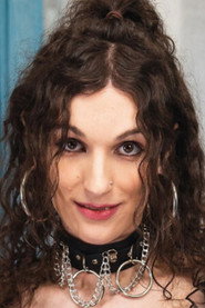 Photo of Eryn Everly