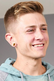 Photo of Landon Wells