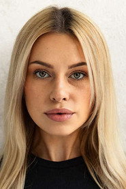Photo of Wiktoria Supryn as Kasia