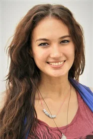 Photo of Nadine Chandrawinata