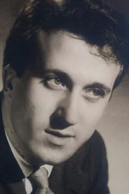 Photo of Pupo De Luca as Fritz Brenner