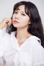 Photo of Lee Jin-joo as Jin-joo
