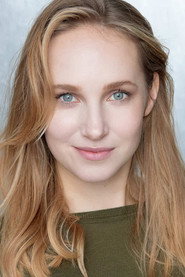 Photo of Sarah John as Jennifer Hollister