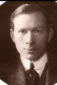 Photo of James Carew as Gordon Bennett