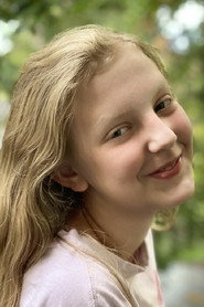 Photo of Cailyn Edmondson as Leigh