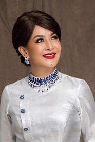 Photo of Htun Eaindra Bo as Daw Yin Yin
