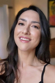 Photo of Isabel Love