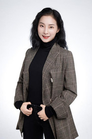 Photo of Zhu Hongxing as 小青