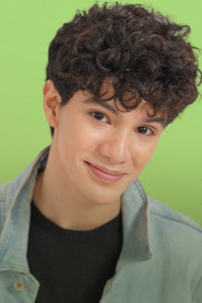 Photo of Lee Victor as Raviel Ocampo