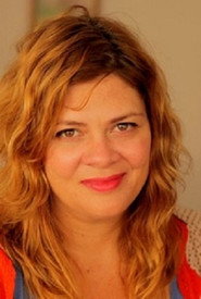 Photo of Renata Pinheiro as Ela mesma