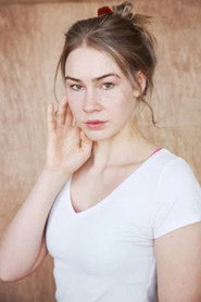 Photo of Maria Radomski as Tochter