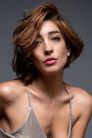 Photo of Cintia Cabrera as Lucía