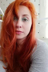 Photo of Hailyn Padua as Estefanía
