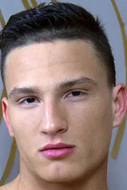 Photo of Zane Lewis