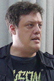 Photo of Sebastián Perillo as Kiosquero