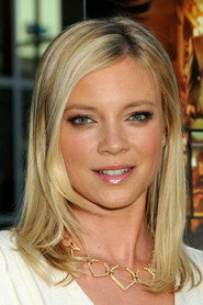 Photo of Amy Smart as Lynn Flynn