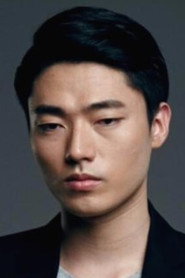 Photo of Do Yun as Kim Dong-yoon