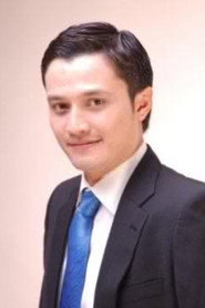 Photo of Pascal Azhar as Kevin's Father